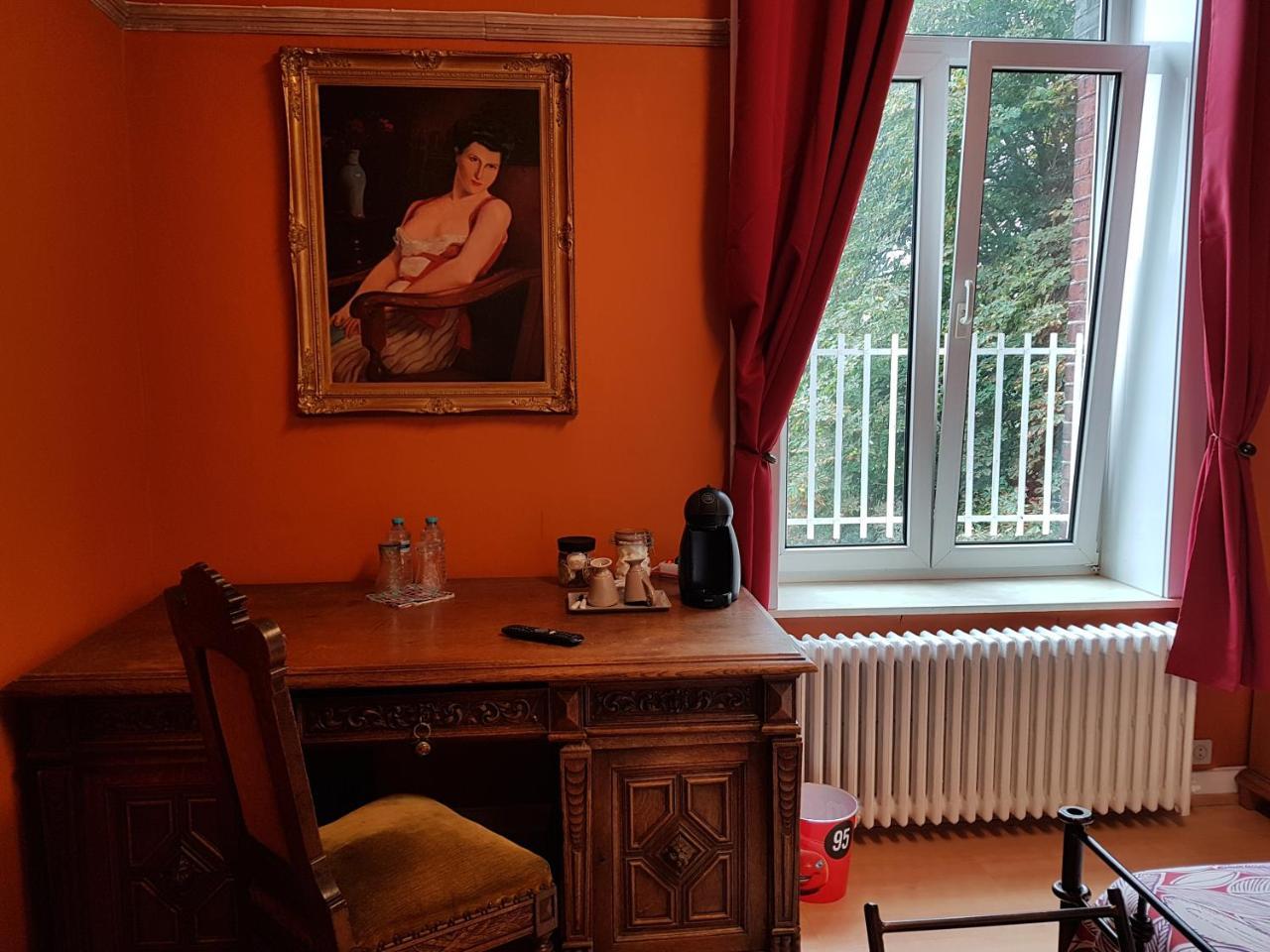 Chateau Lambert Moulinsart Hotel, Shuttle Airport, Long Term Parking, Snooker, Large Terrasse, Dinner, Breakfast 샤를루아 외부 사진